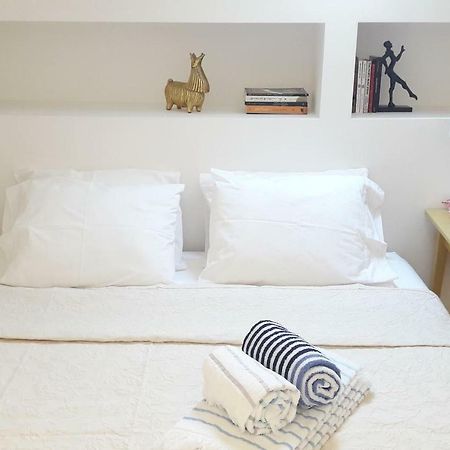 Modern Cosy Flat With Terrace In Campo De Ourique. Apartment Lisbon Luaran gambar